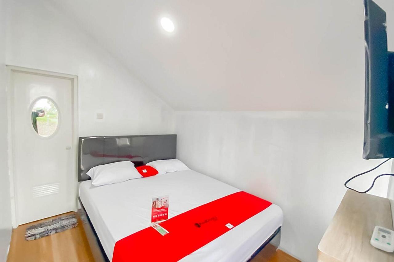 Reddoorz Syariah Plus At Cipanas Cianjur Barukupa エクステリア 写真